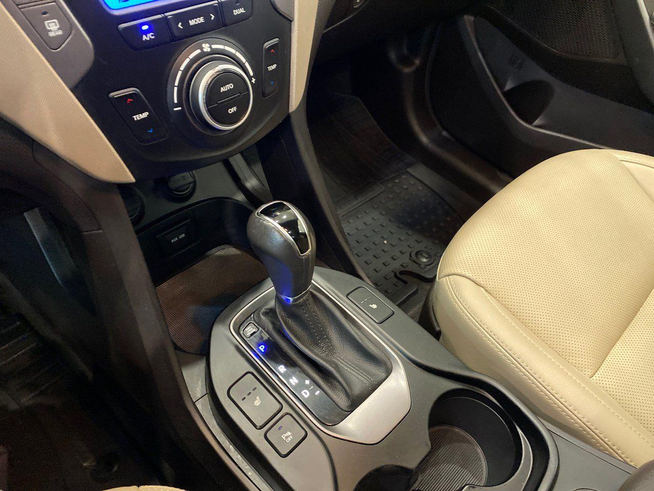 2016 Hyundai Santa Fe Luxury-4