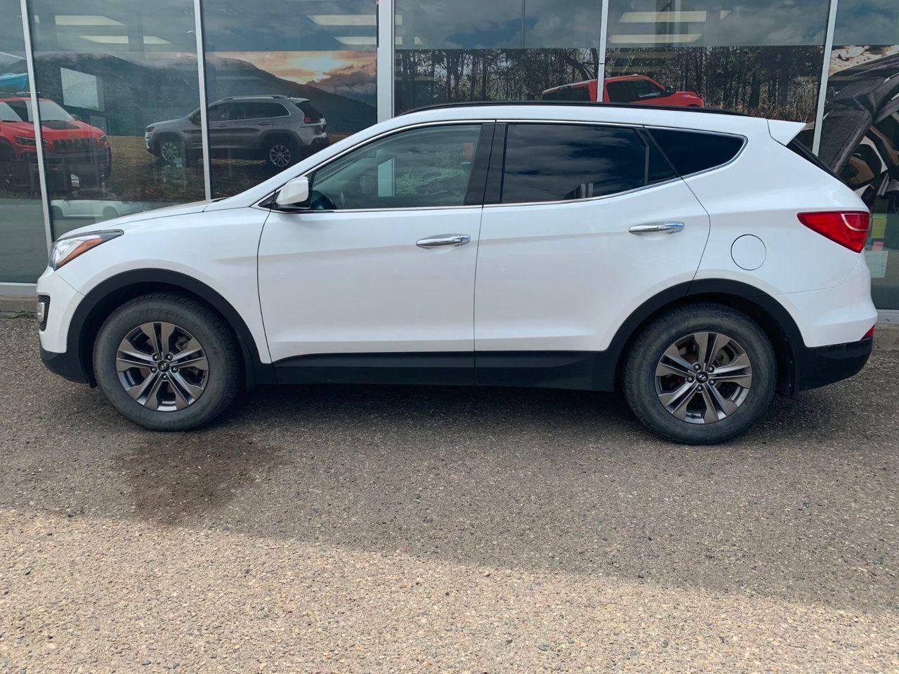 2016 Hyundai Santa Fe Premium-2