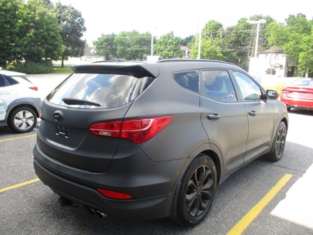 2016 Hyundai Santa Fe SE-4