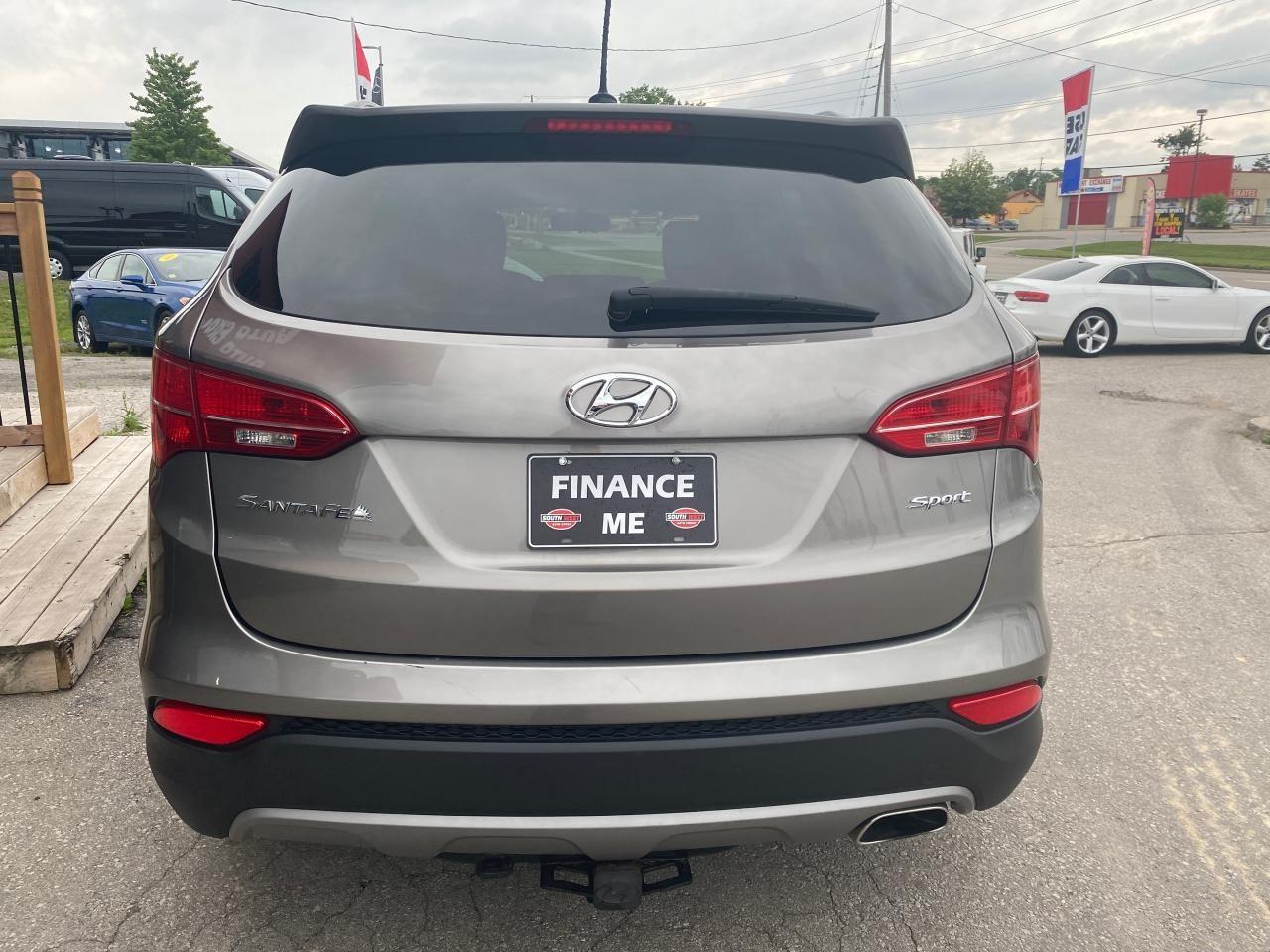 2016 Hyundai Santa Fe Sport-2