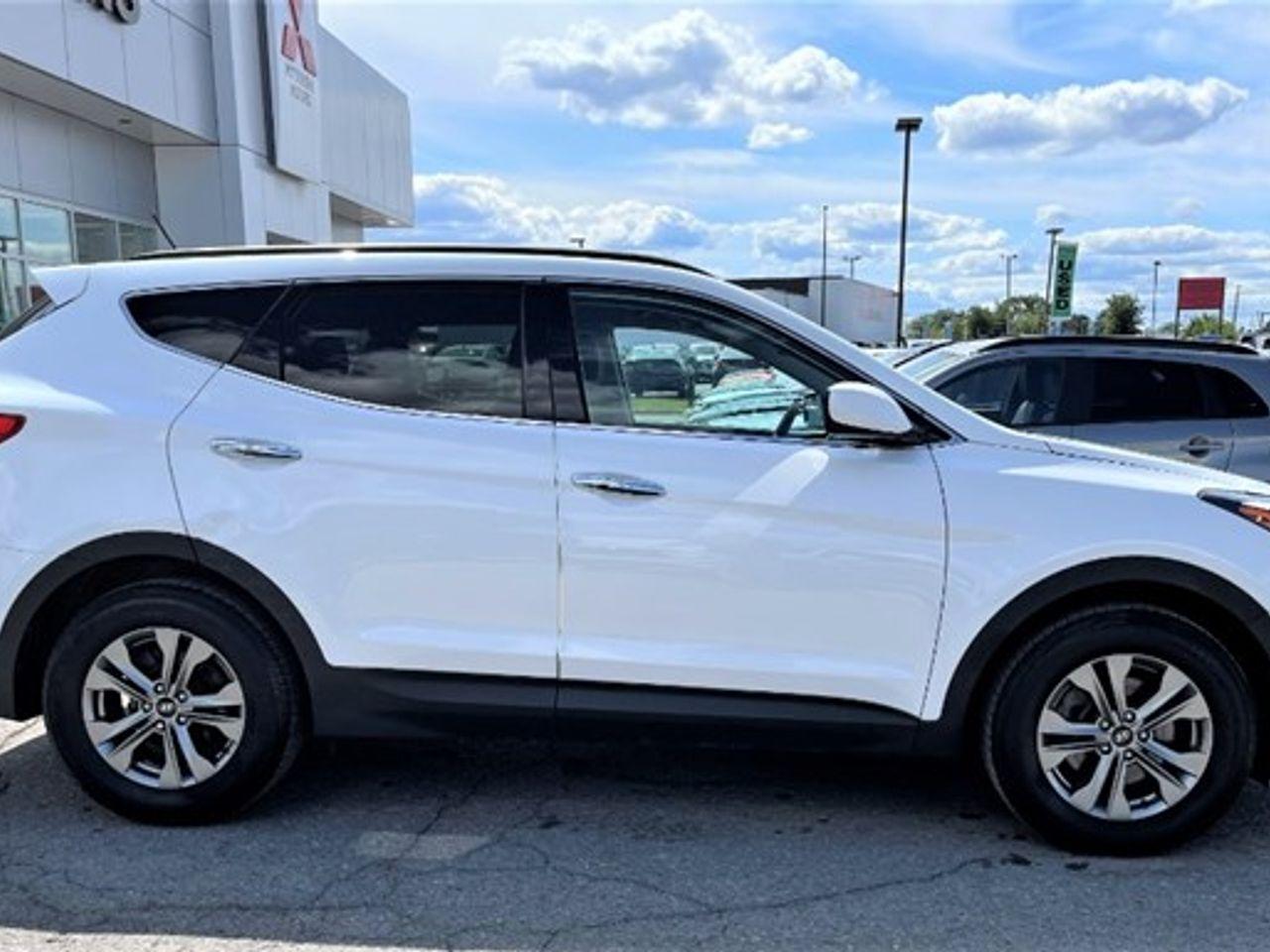 2016 Hyundai Santa Fe -2