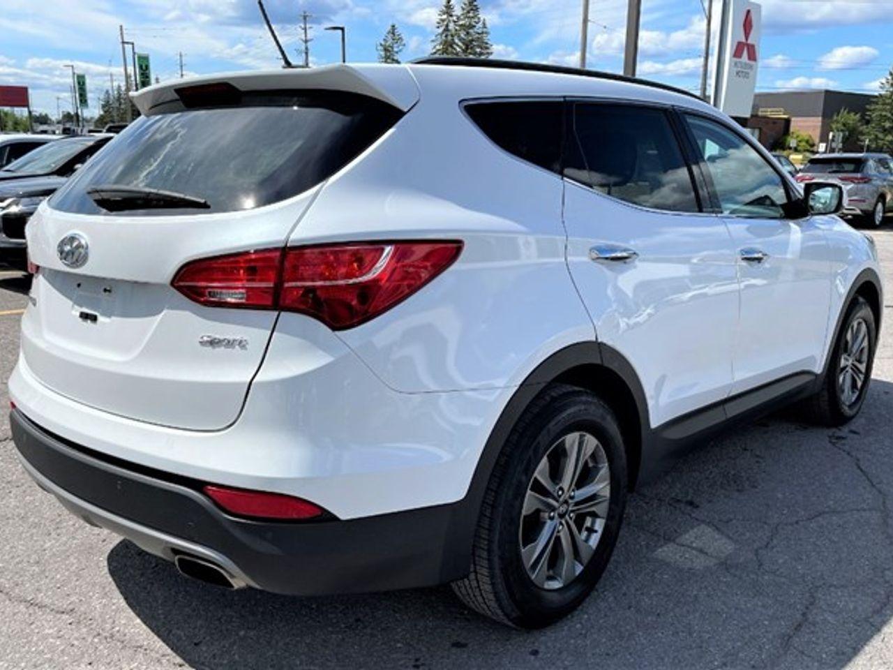 2016 Hyundai Santa Fe -3