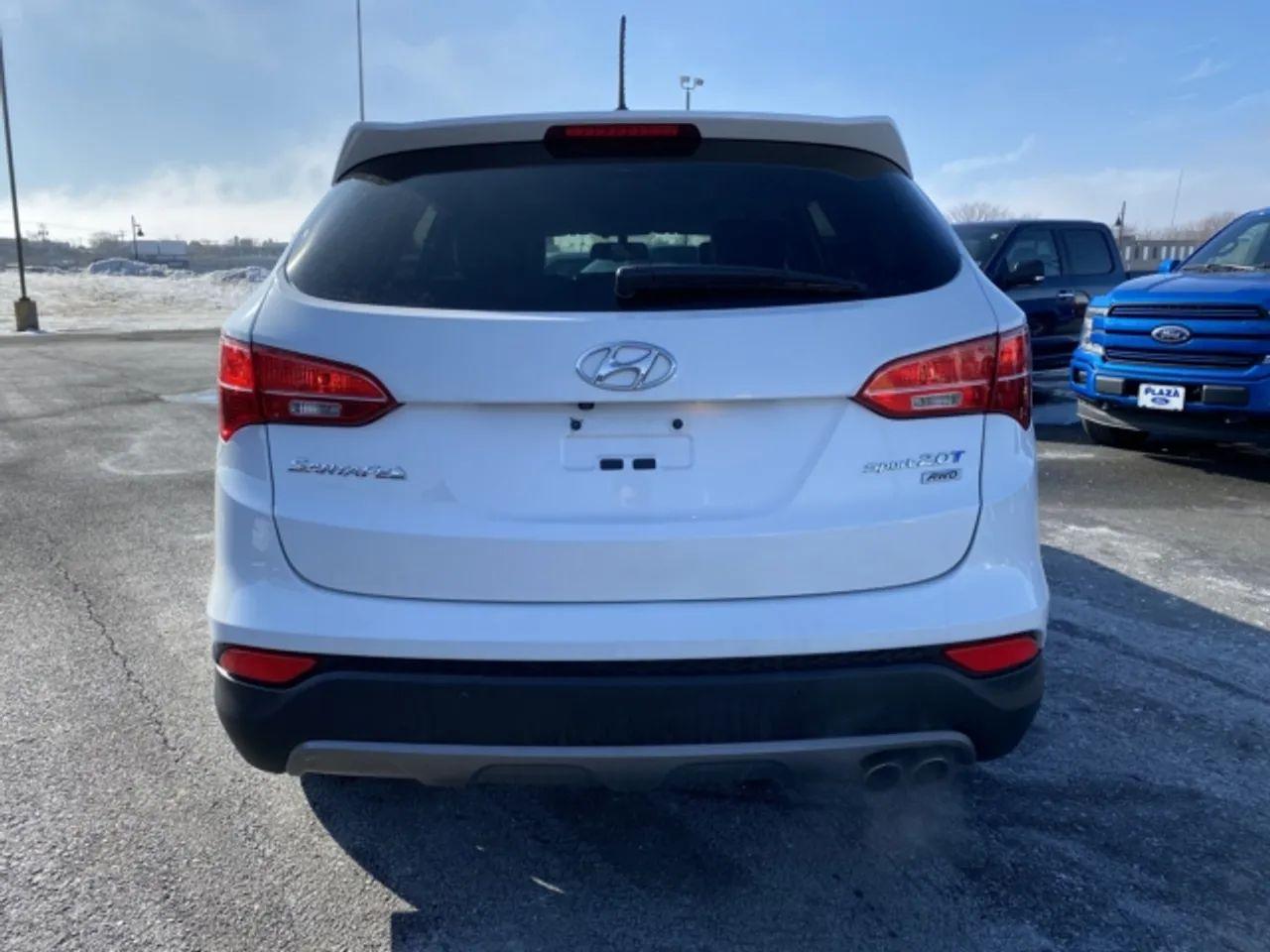 2016 Hyundai Santa Fe -4