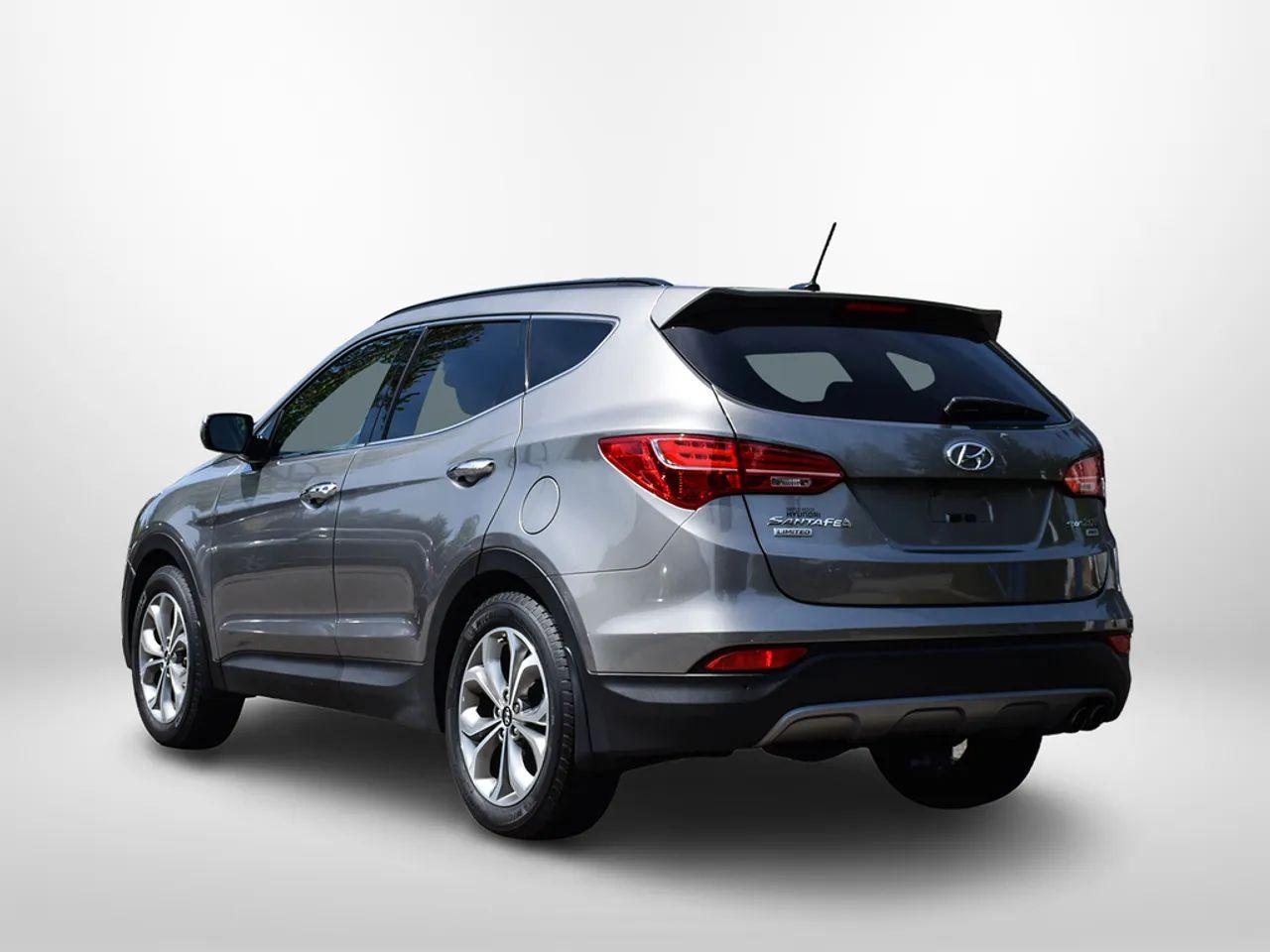 2016 Hyundai Santa Fe Limited-3