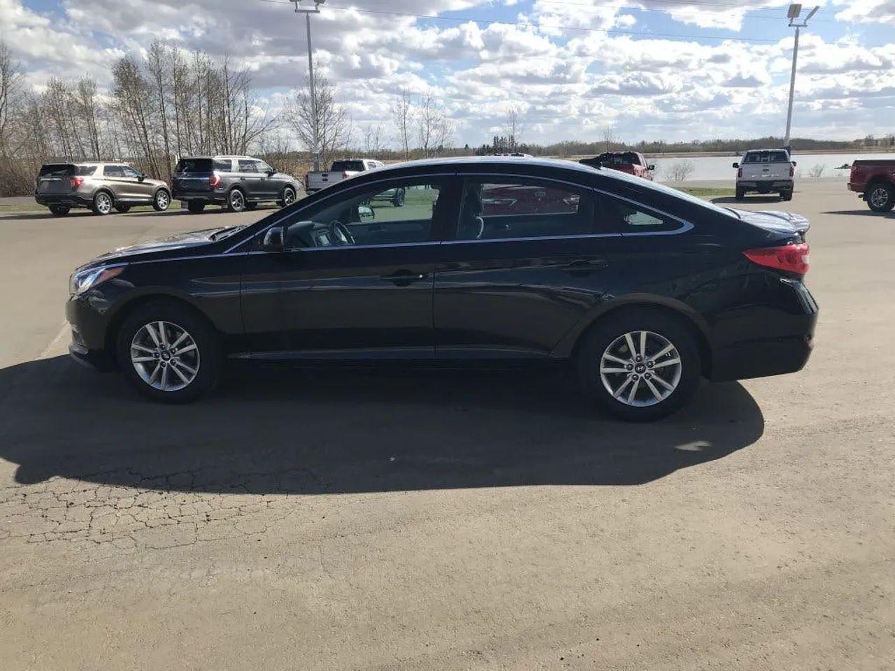 2016 Hyundai Sonata GL-2