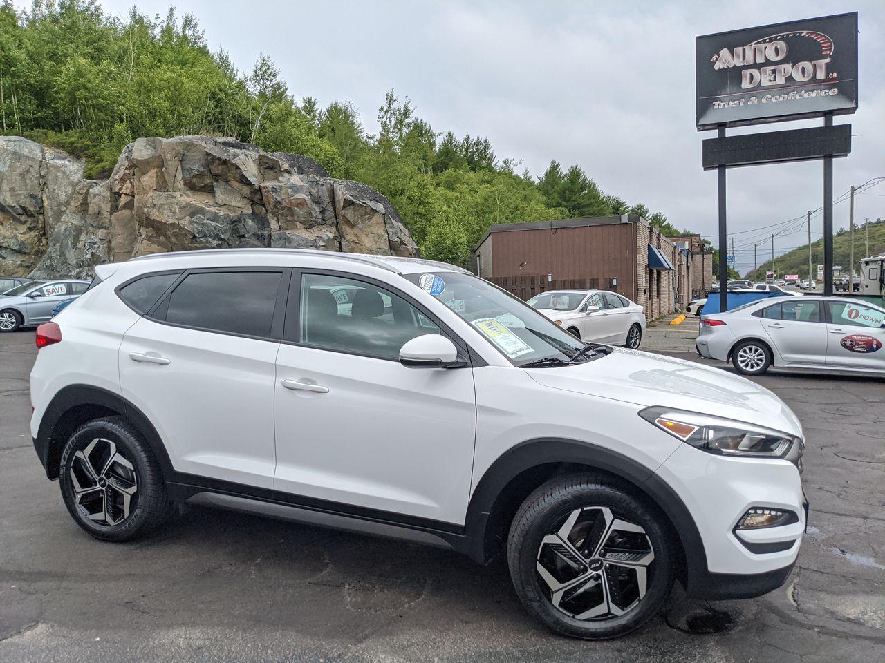 2016 Hyundai Tucson Premium-0