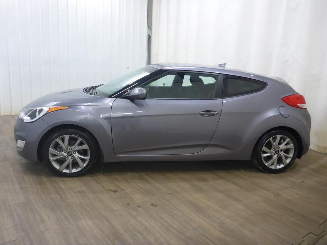 2016 Hyundai Veloster -3