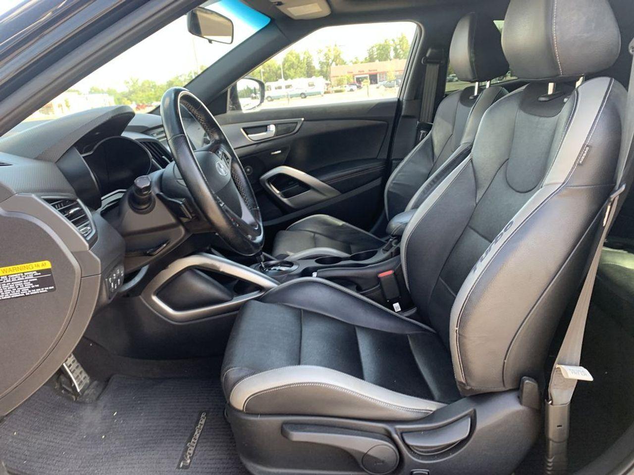 2016 Hyundai Veloster Turbo-1