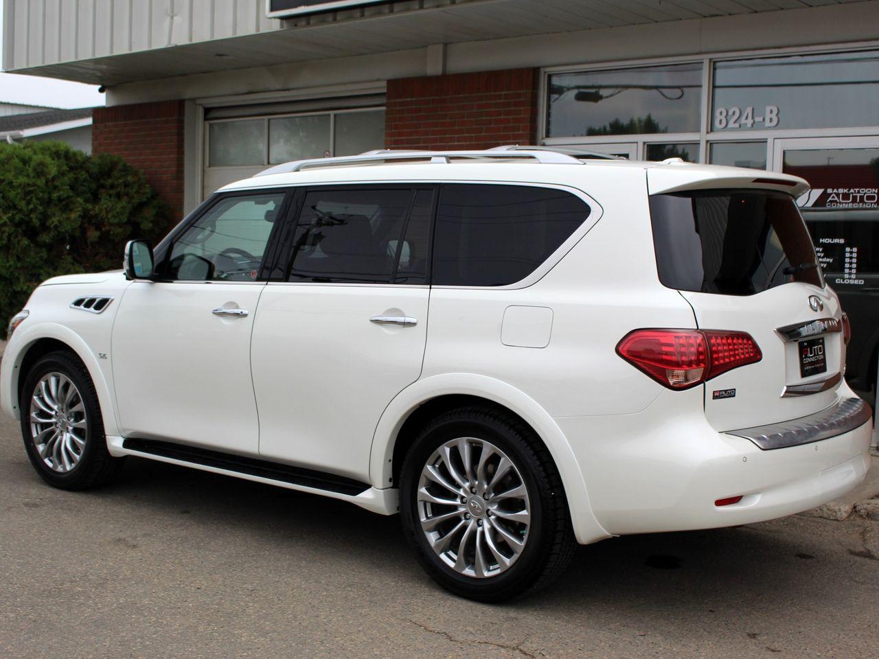 2016 Infiniti QX80 -1