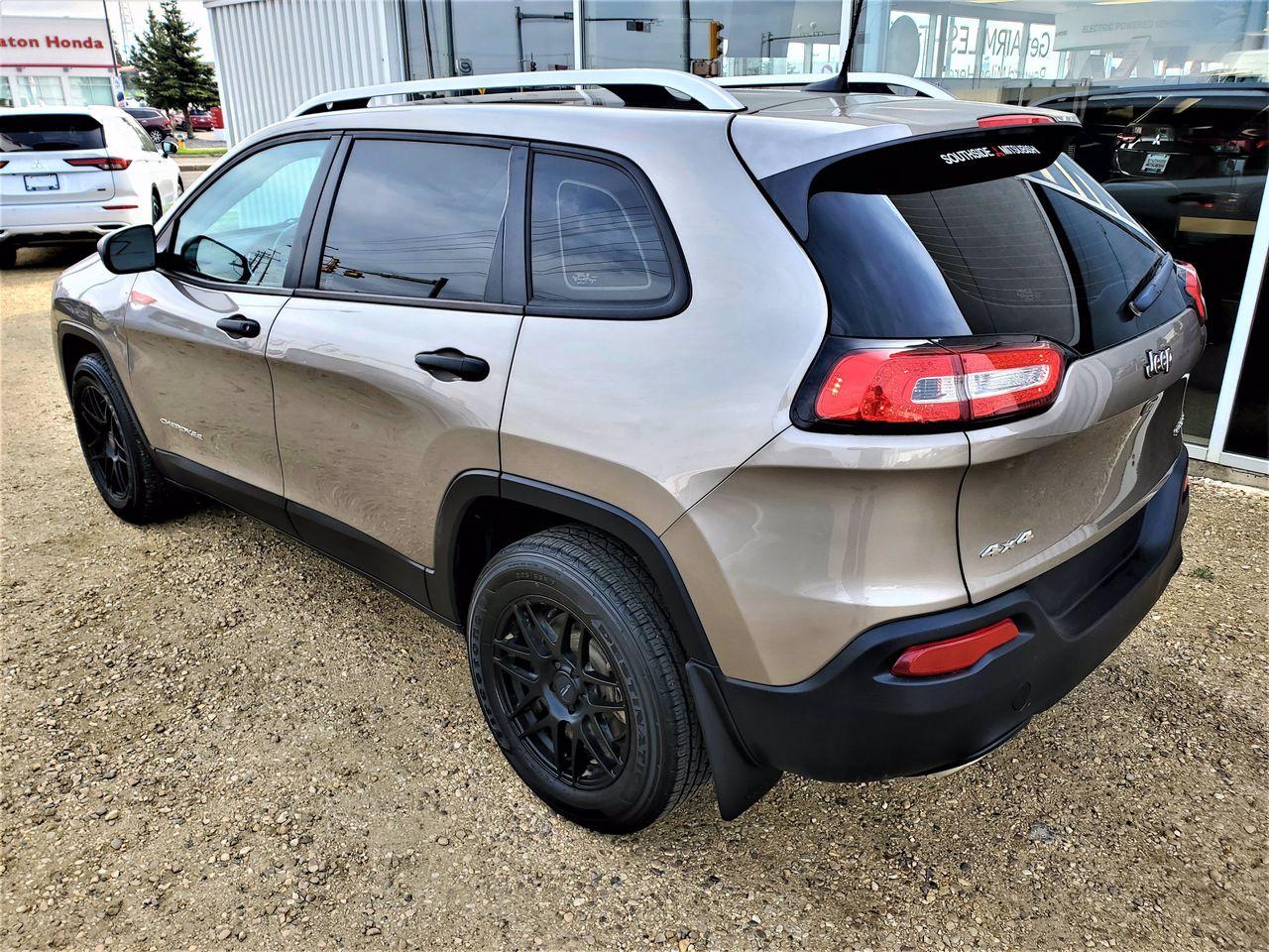 2016 Jeep Cherokee -2