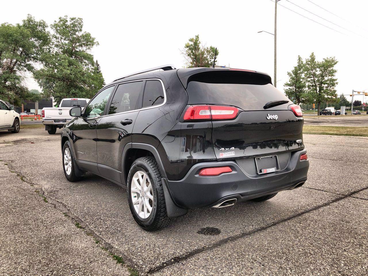2016 Jeep Cherokee North-3