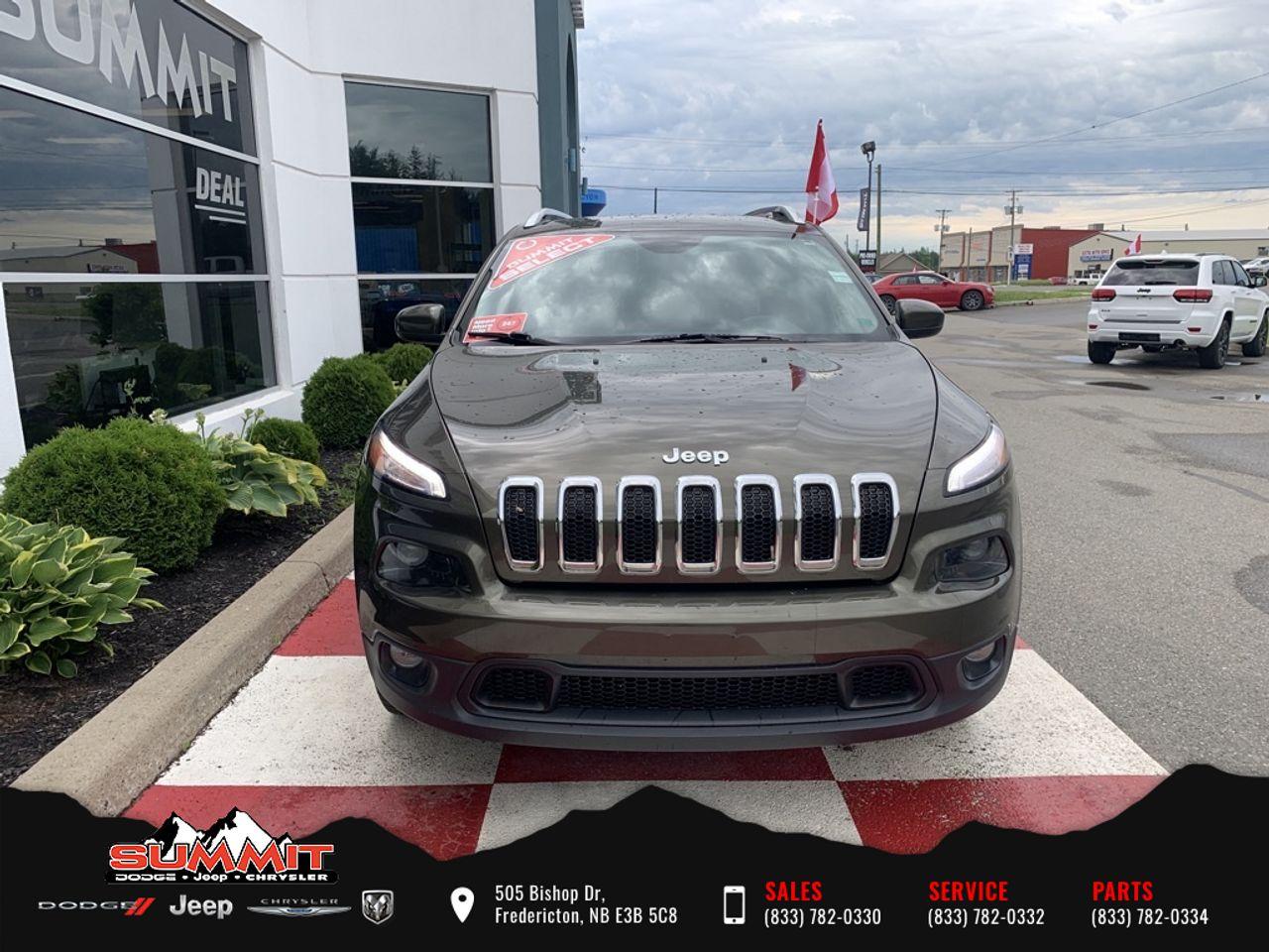 2016 Jeep Cherokee North-2