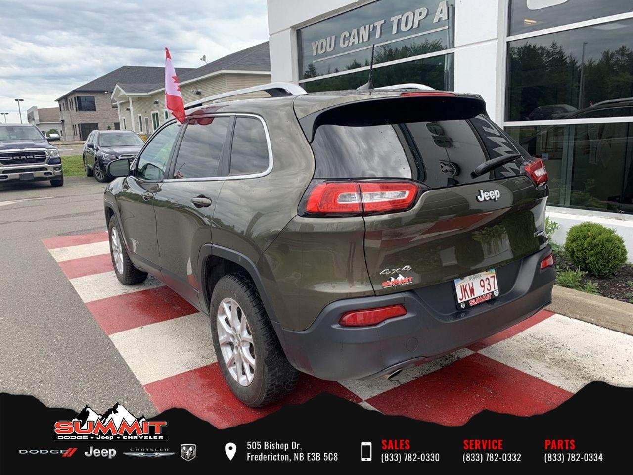 2016 Jeep Cherokee North-4