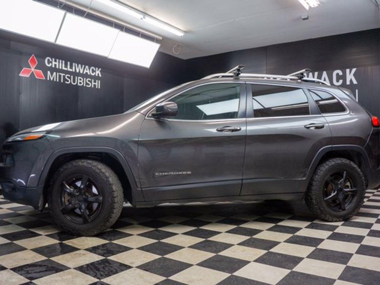 2016 Jeep Cherokee North-1