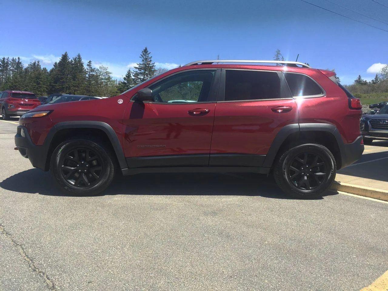 2016 Jeep Cherokee Trailhawk-3