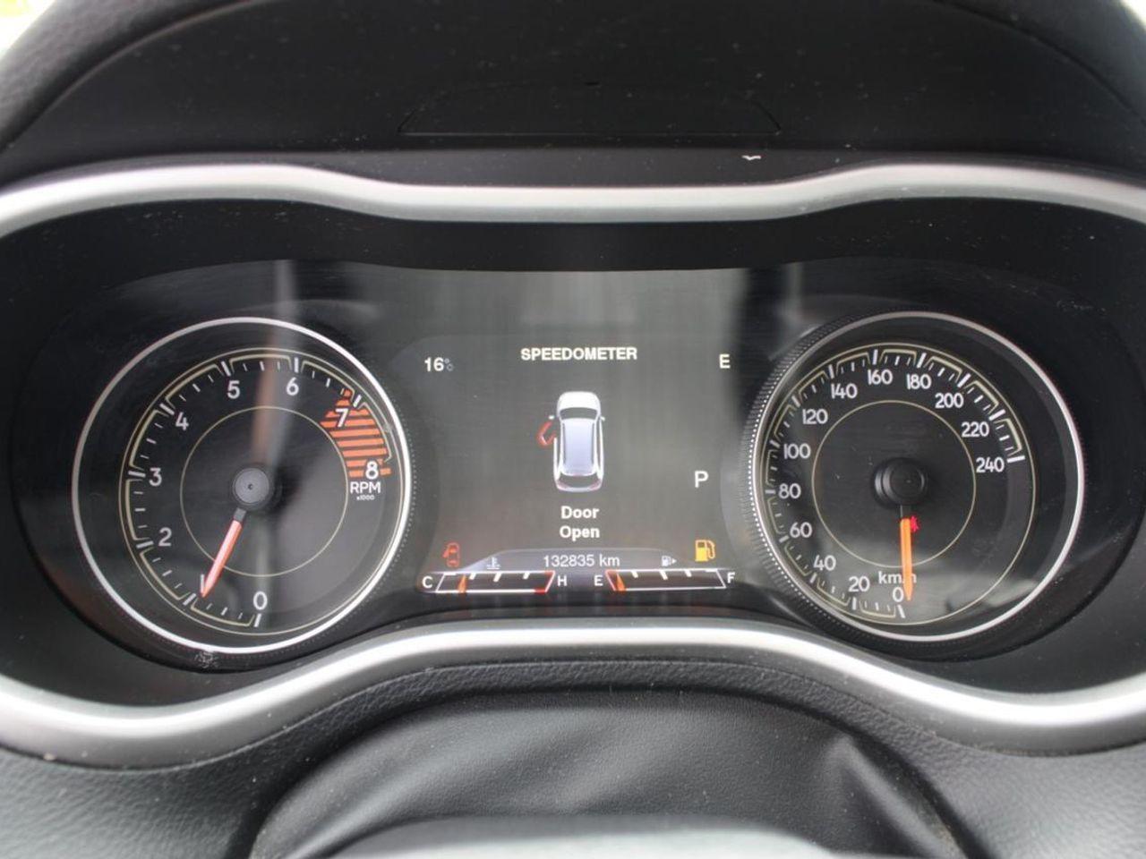 2016 Jeep Cherokee Trailhawk-4