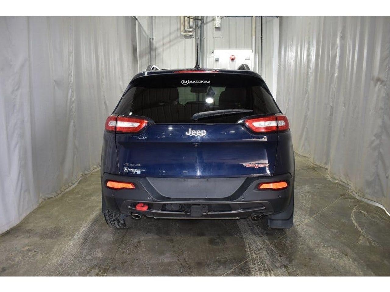 2016 Jeep Cherokee Trailhawk-4