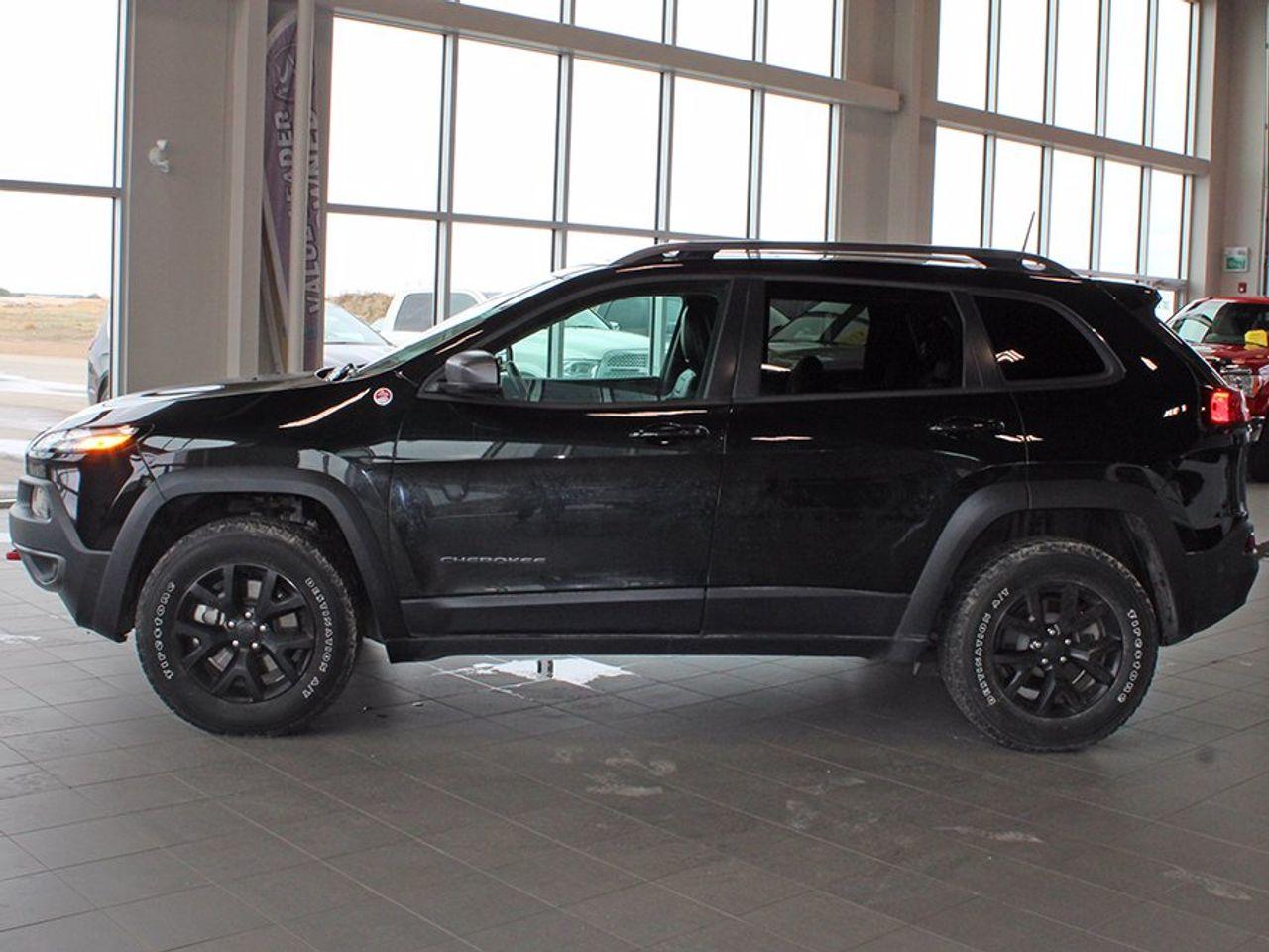 2016 Jeep Cherokee Trailhawk-3
