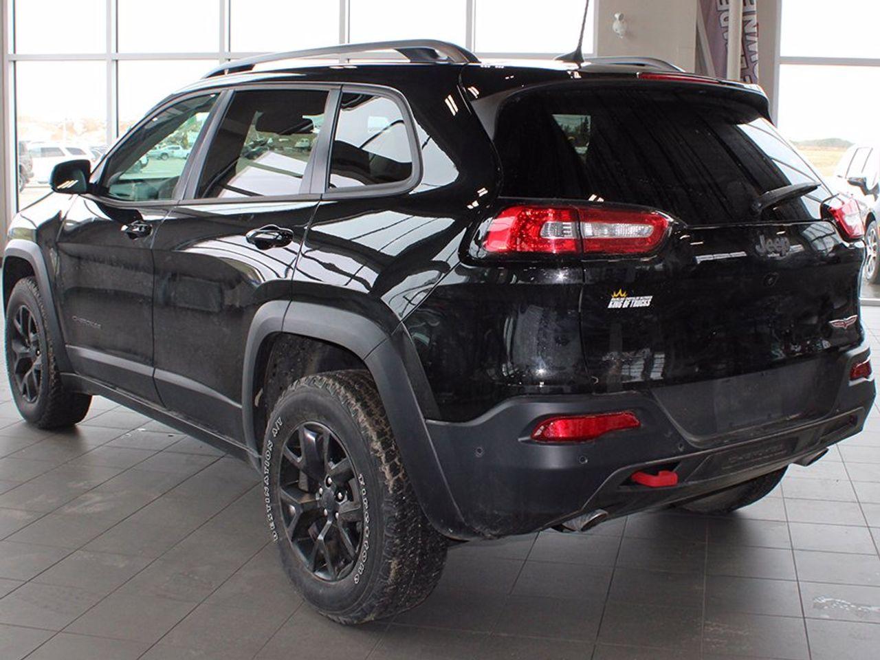 2016 Jeep Cherokee Trailhawk-4