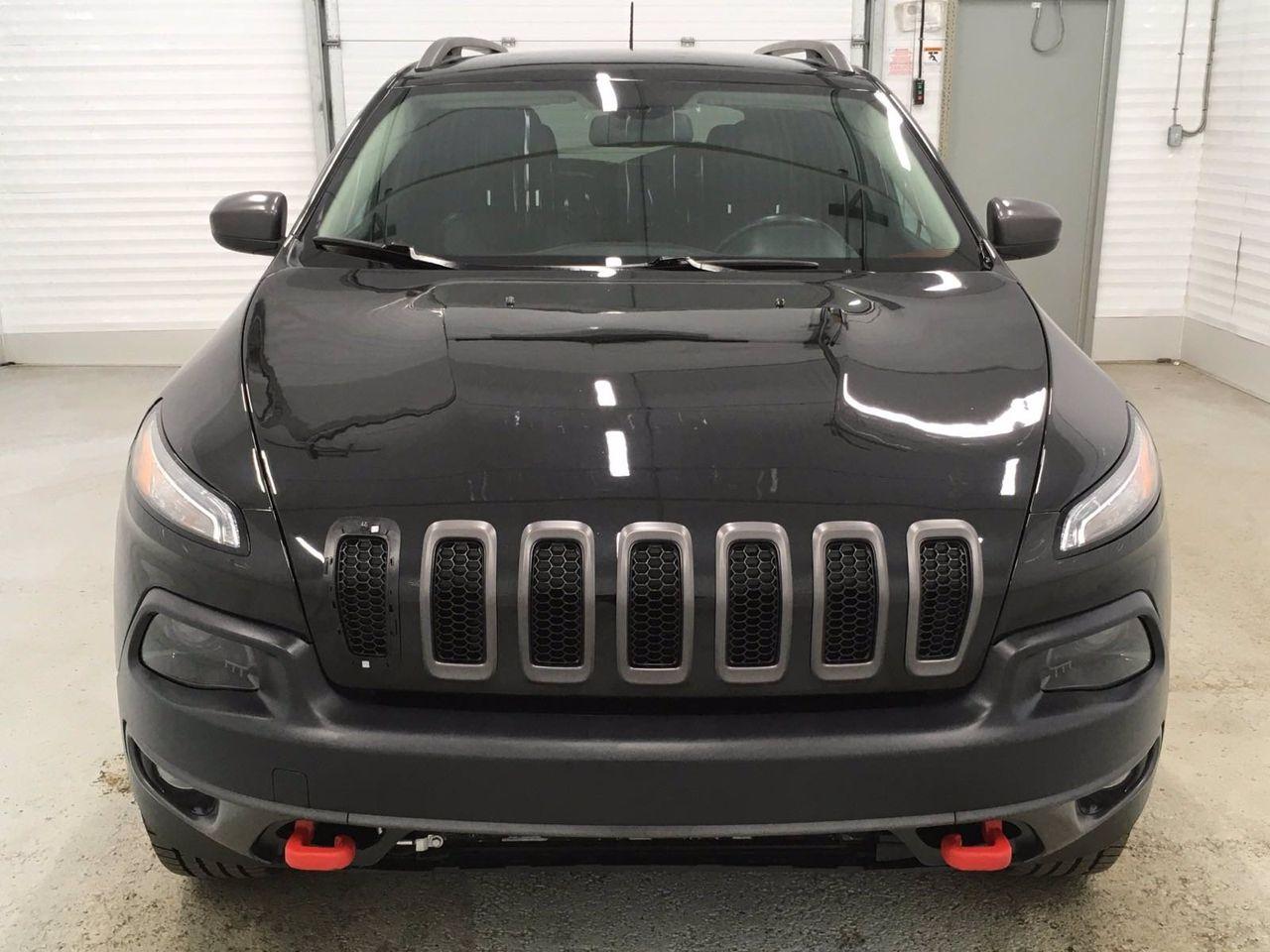 2016 Jeep Cherokee Trailhawk-1