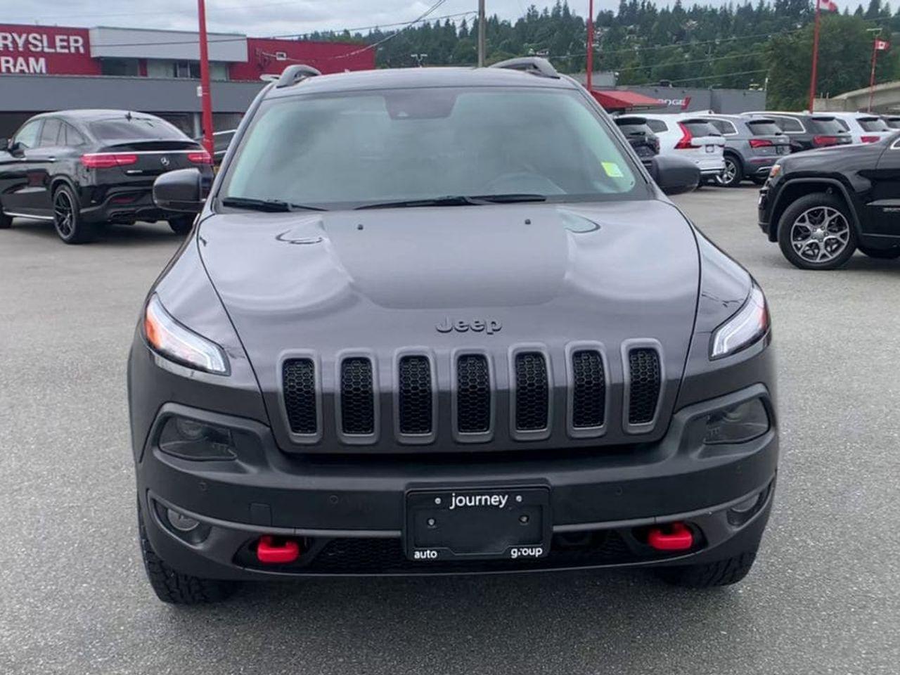 2016 Jeep Cherokee Trailhawk-2