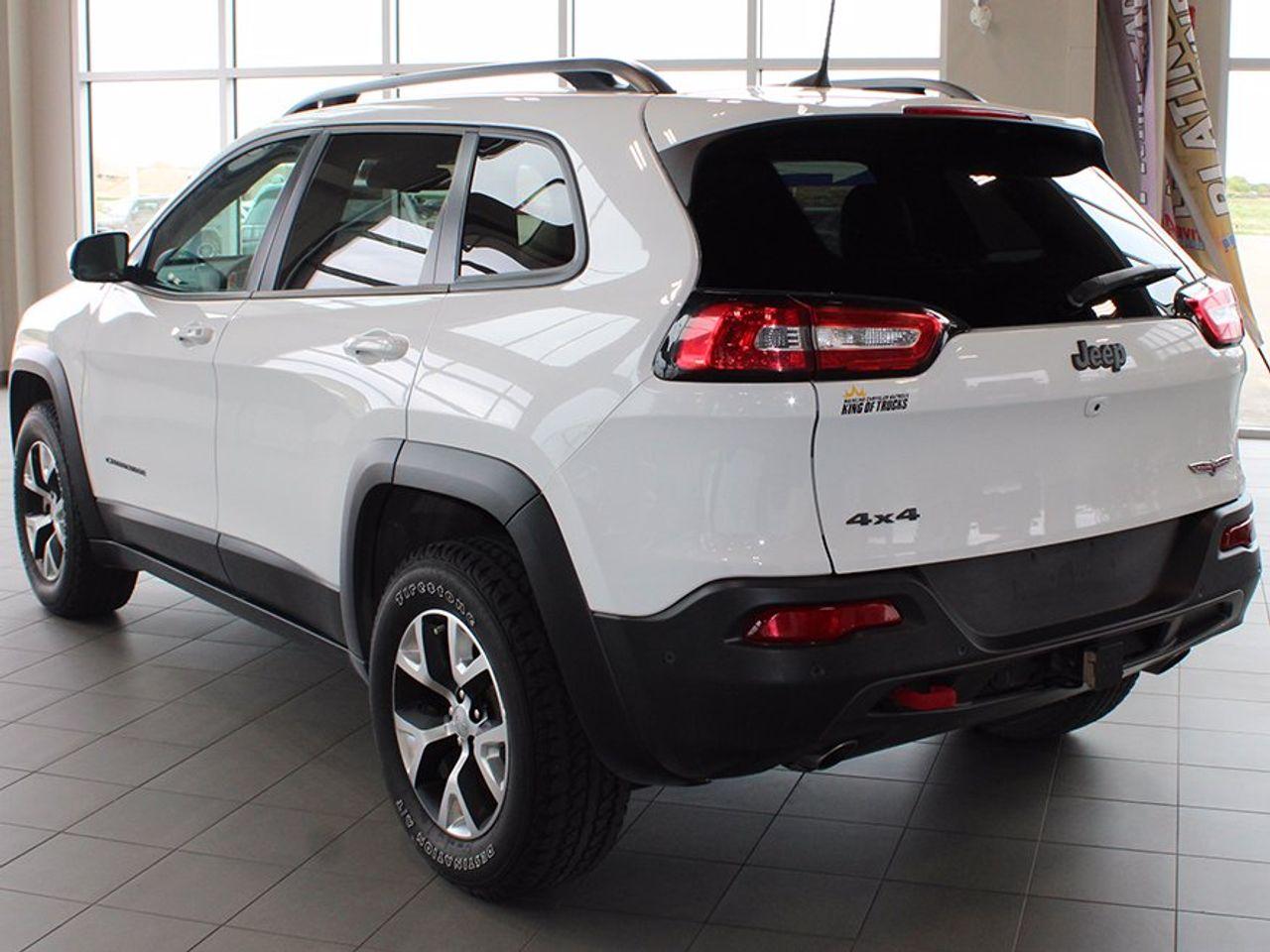 2016 Jeep Cherokee Trailhawk-4