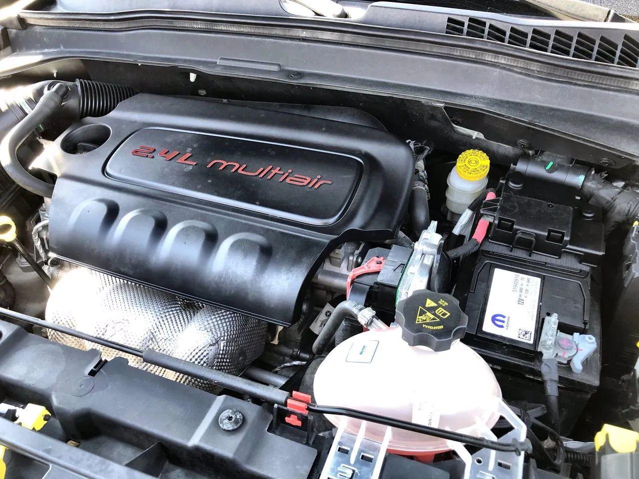 2016 Jeep Renegade North-1