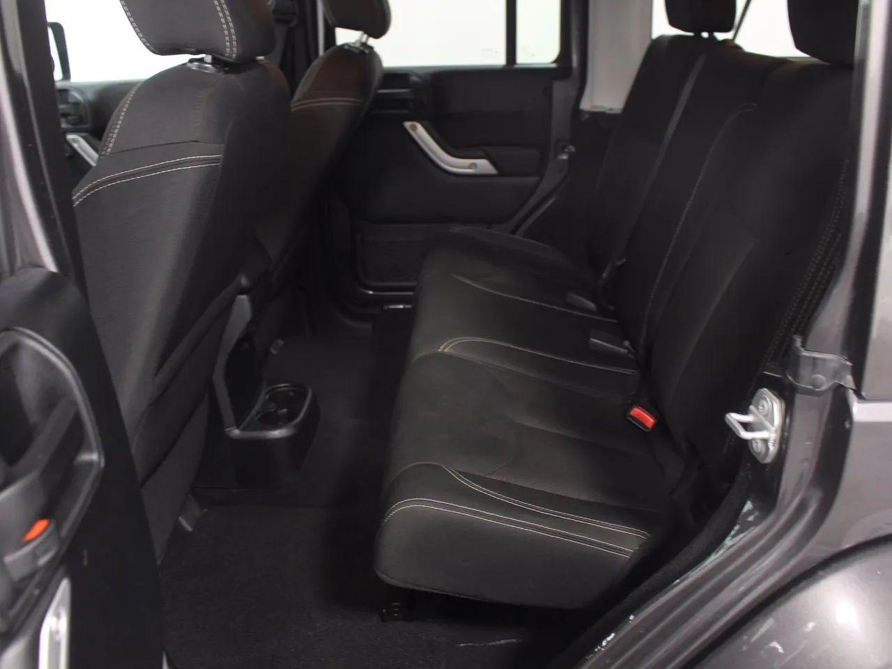 2016 Jeep Wrangler -4