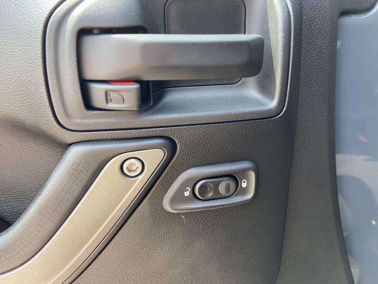 2016 Jeep Wrangler -3