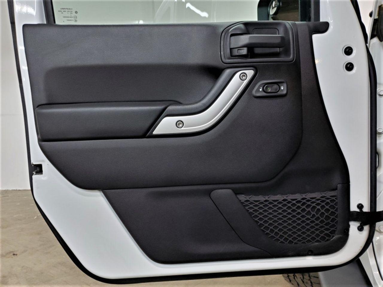 2016 Jeep Wrangler -3