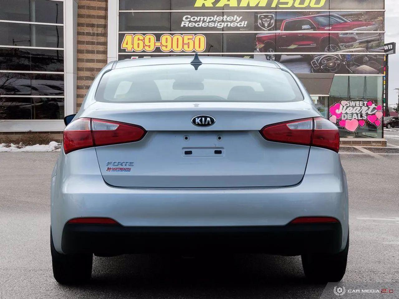 2016 Kia Forte LX-4
