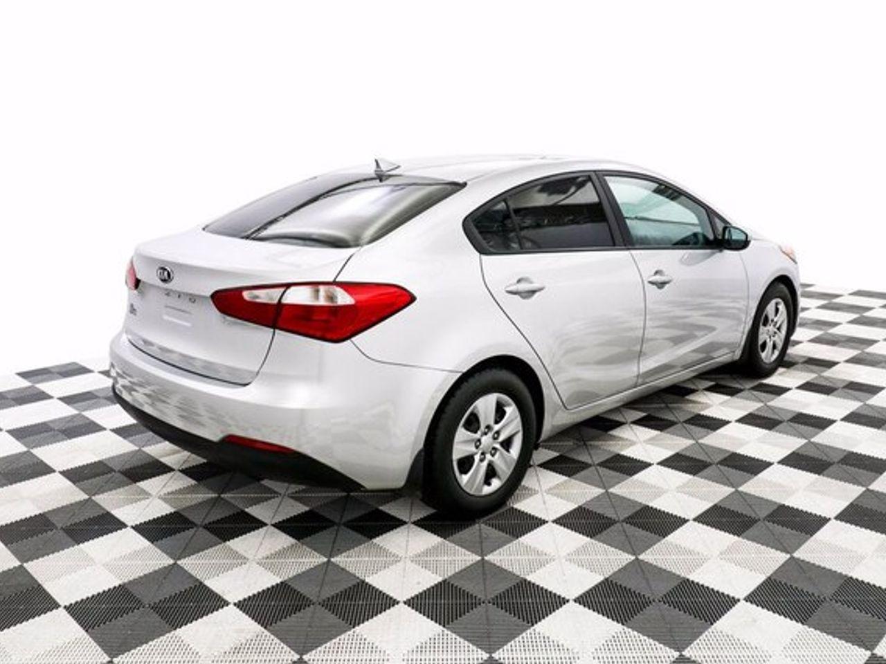 2016 Kia Forte LX-4