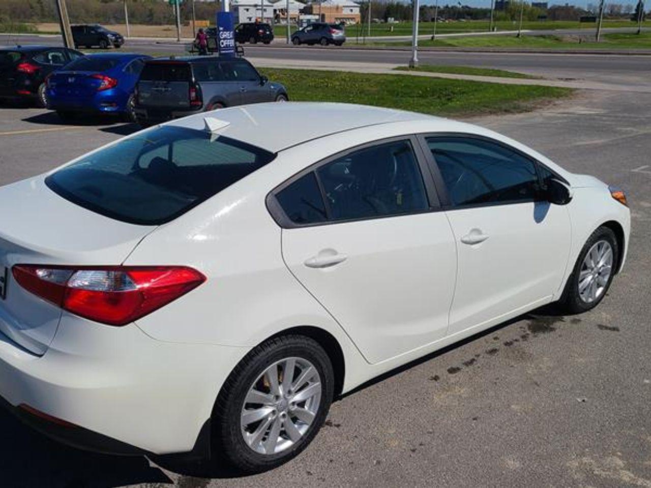2016 Kia Forte LX-4