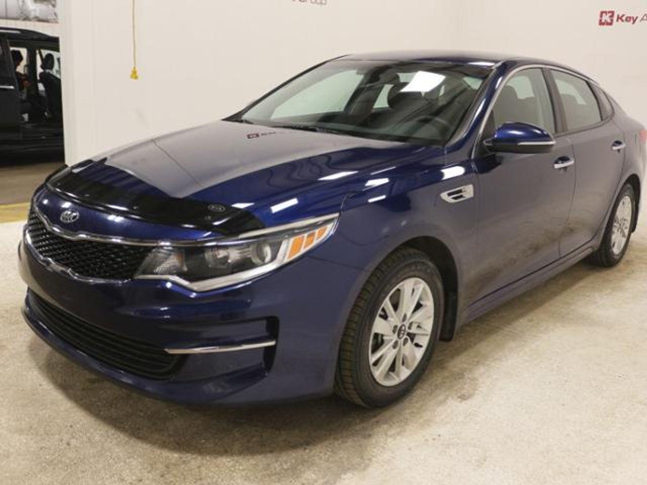 2016 Kia Optima LX-4
