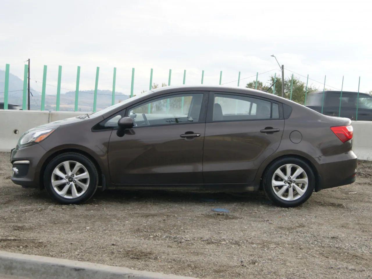 2016 Kia Rio EX-1
