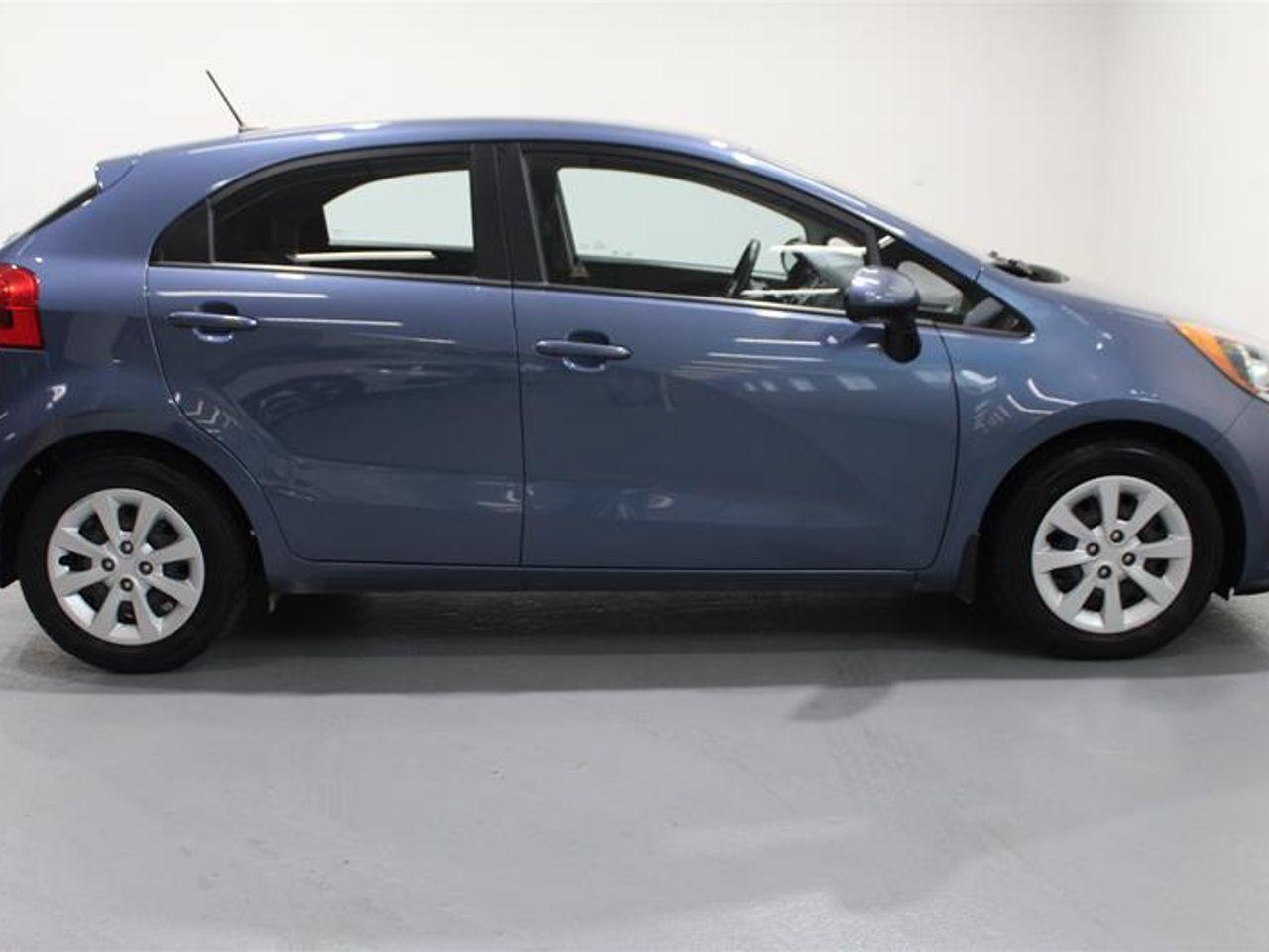 2016 Kia Rio5 LX-0