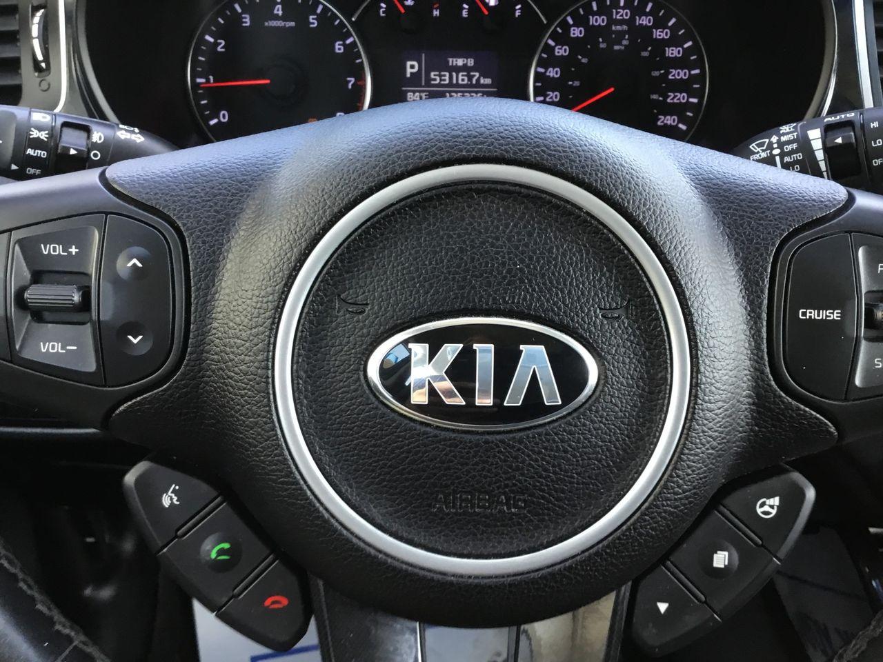 2016 Kia Rondo eX-2