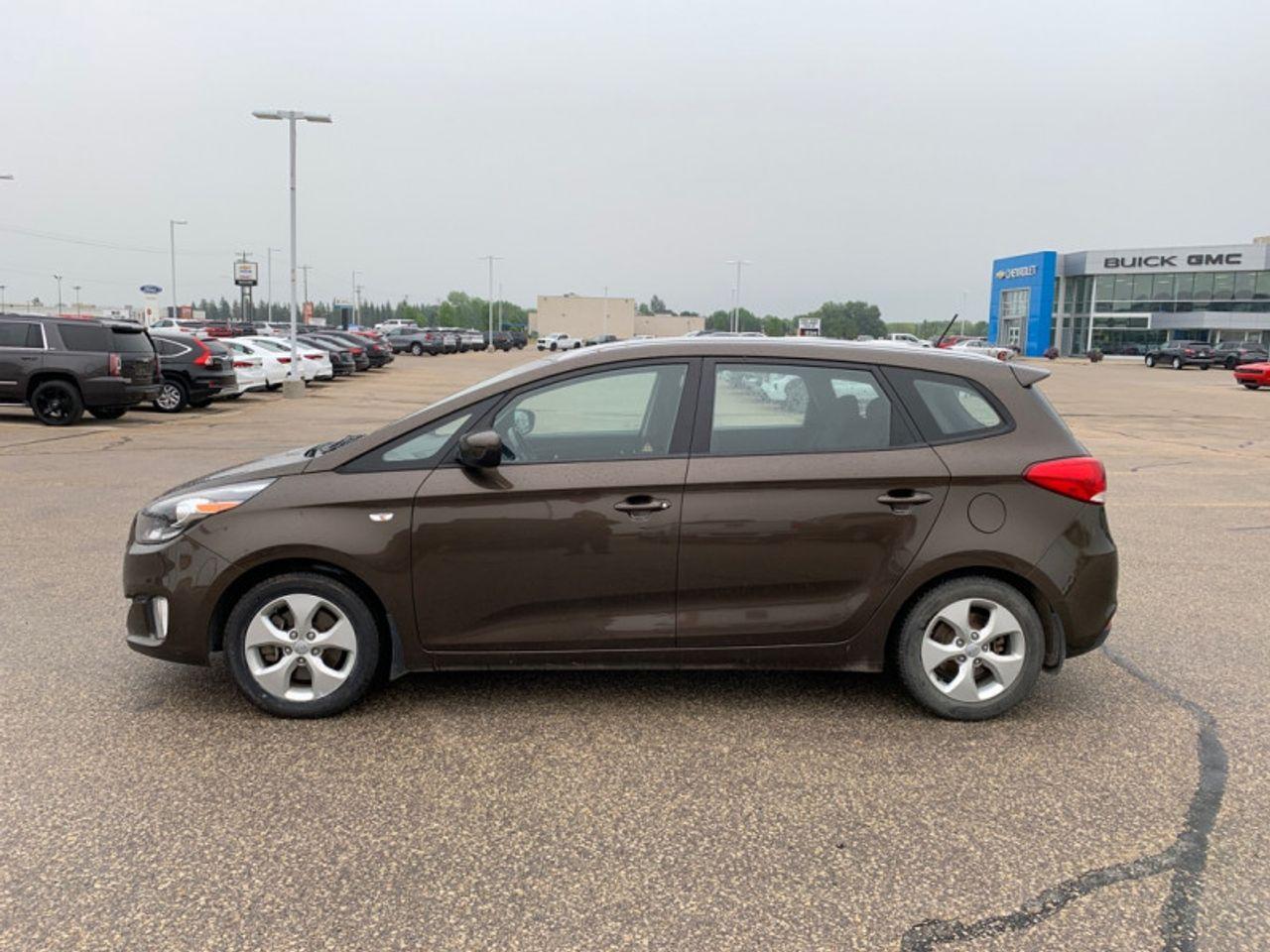 2016 Kia Rondo FX-2