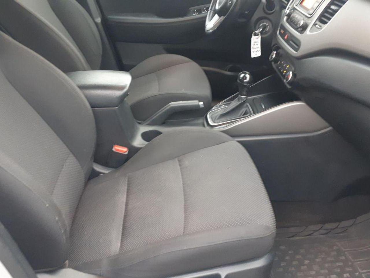2016 Kia Rondo FX-3
