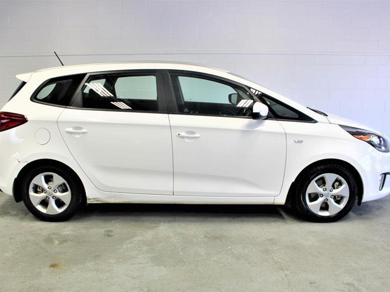 2016 Kia Rondo FX-0