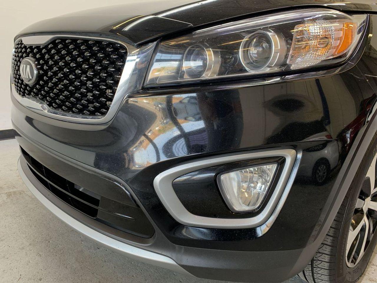 2016 Kia Sorento eX-2