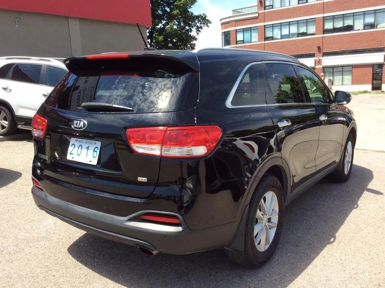 2016 Kia Sorento L-4