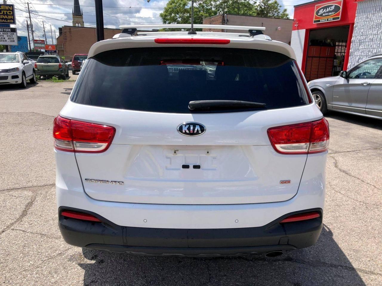 2016 Kia Sorento L-4