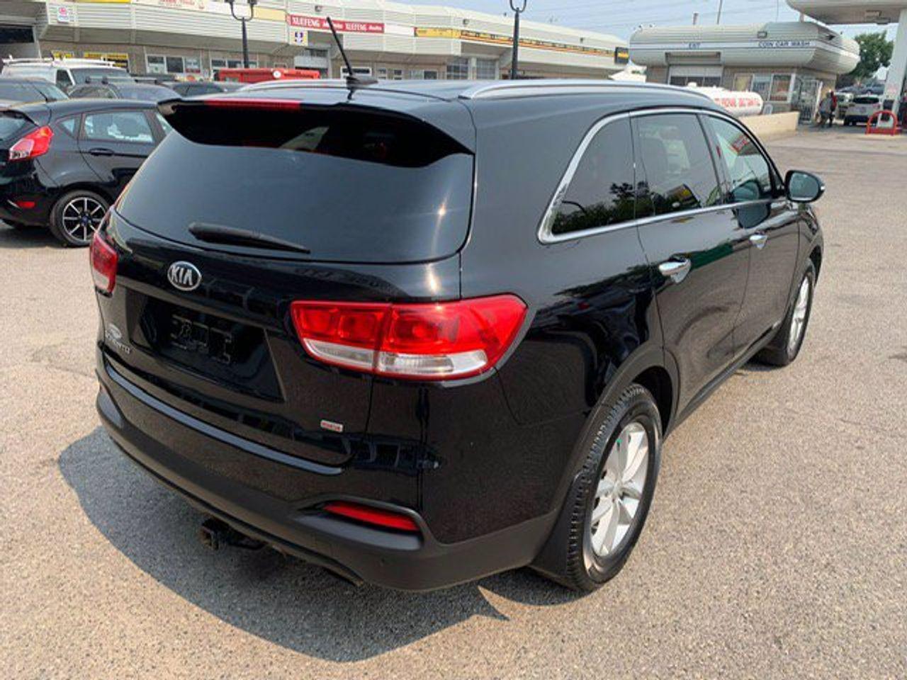 2016 Kia Sorento LX-4
