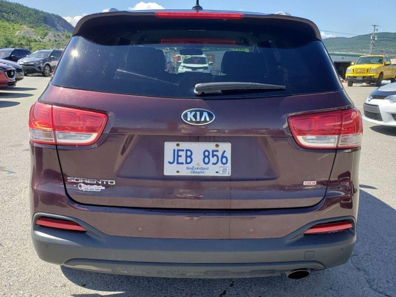 2016 Kia Sorento LX-4