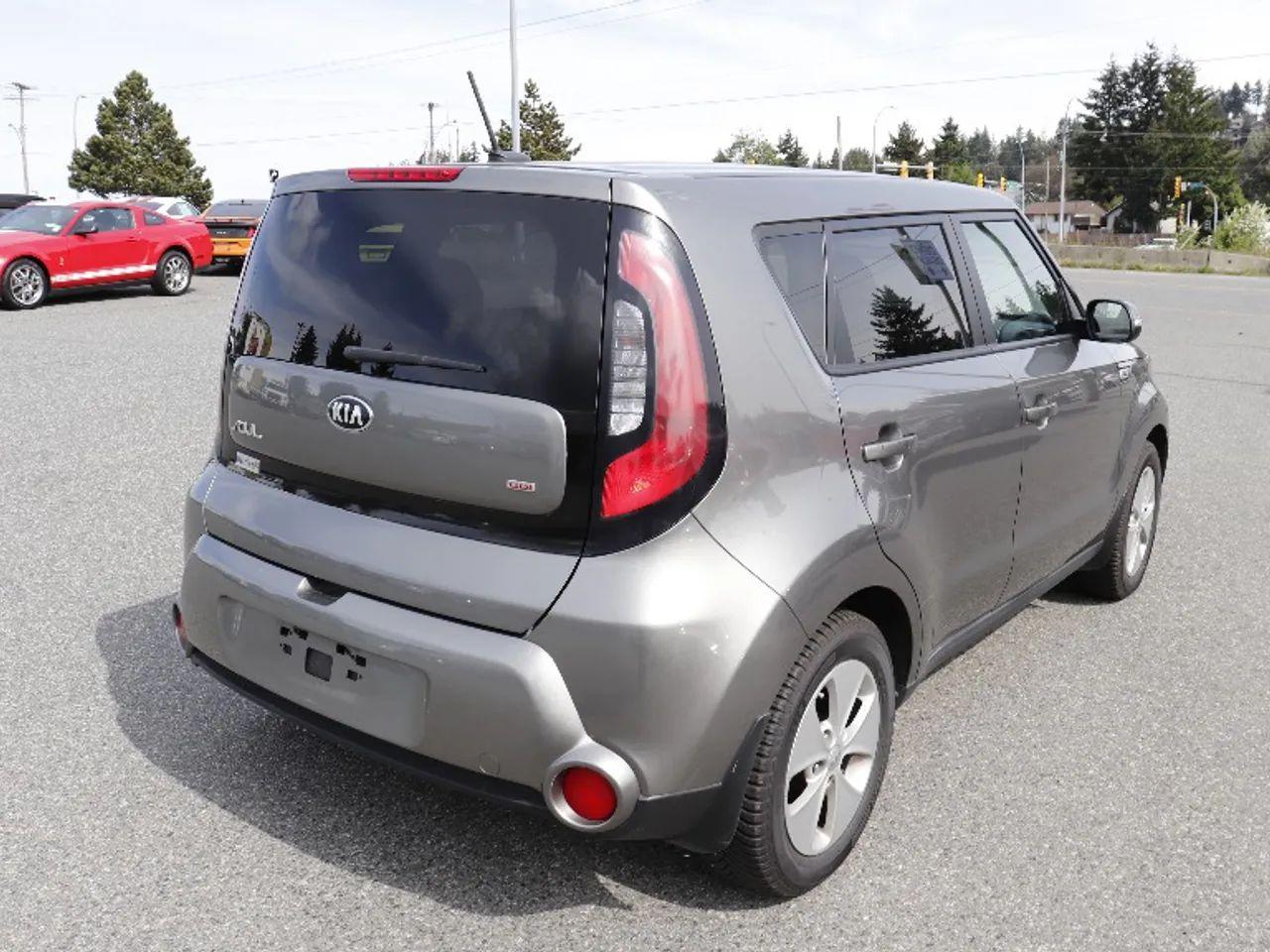 2016 Kia Soul Base-3
