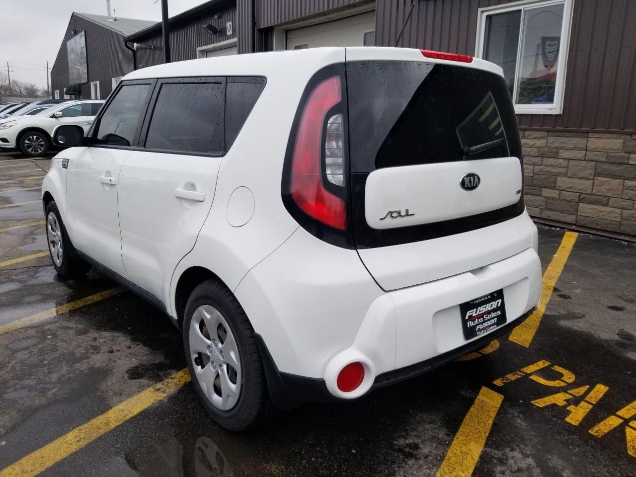 2016 Kia Soul Base-2