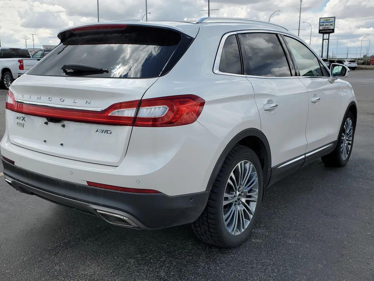 2016 Lincoln MKX Reserve-3