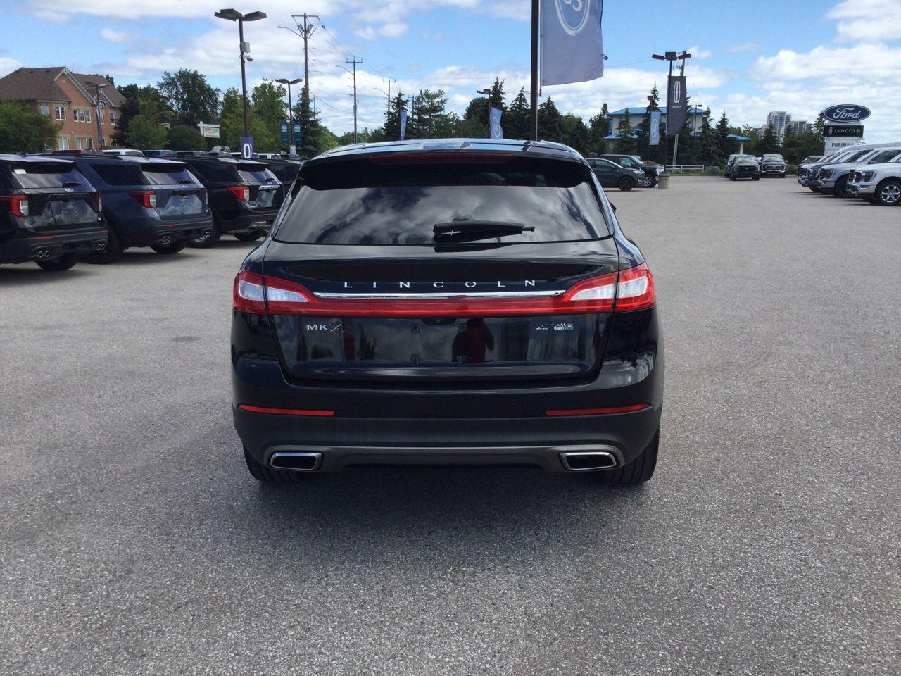 2016 Lincoln MKX Reserve-1