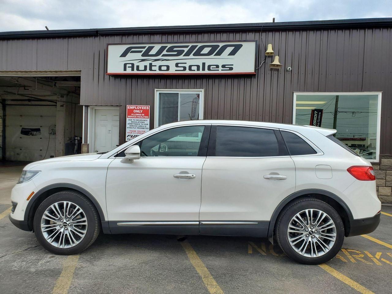 2016 Lincoln MKX Reserve-1